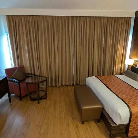 Pride Hotel, Chennai Exterior photo