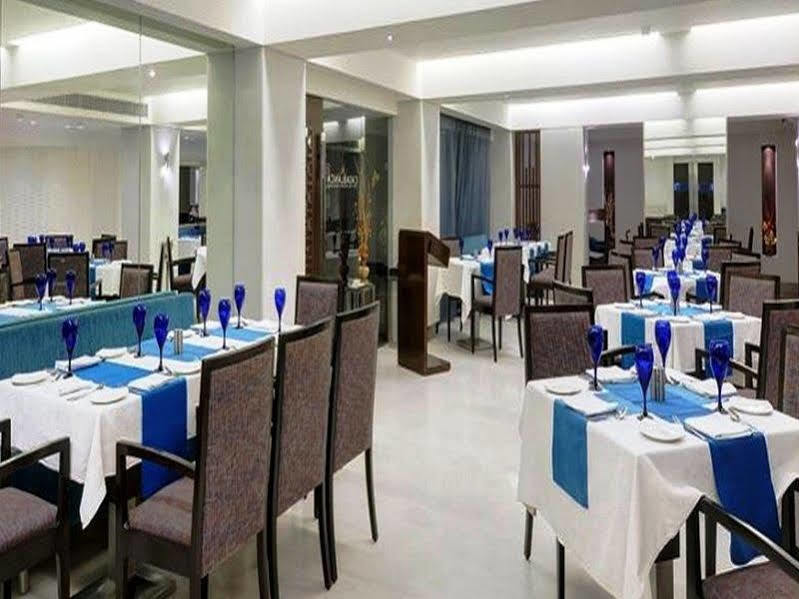 Pride Hotel, Hotel